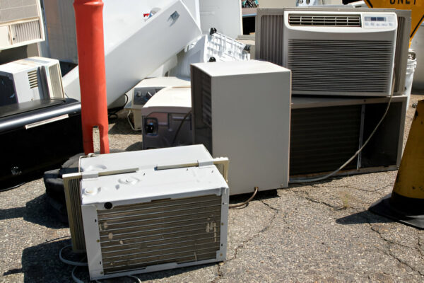 Old Fridge - Image 6