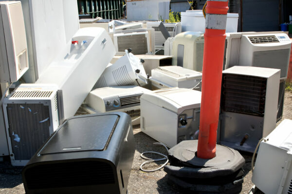 Old Fridge - Image 5